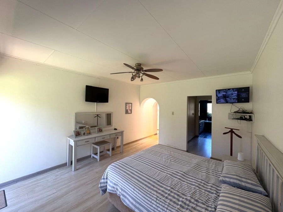 4 Bedroom Property for Sale in Riebeeckstad Free State